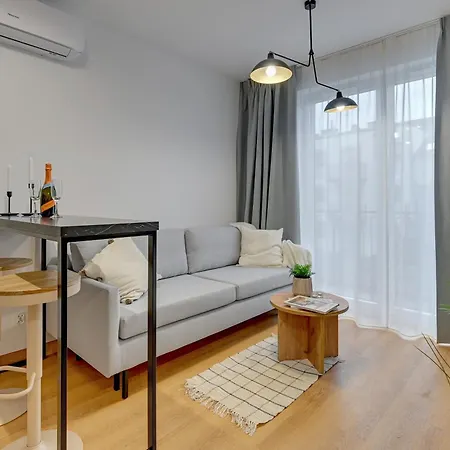 Flatbook Trimare Z Bilardem I Parkingiem Apartment